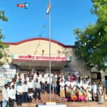 महाराष्ट्र दिन ध्वजारोहन व श्री संजय देशमुख सहाय्यक अधिक्षक ग्रामीण रुग्णालय भोकर येथे सेवापूर्ती कार्यक्रम संपन्न